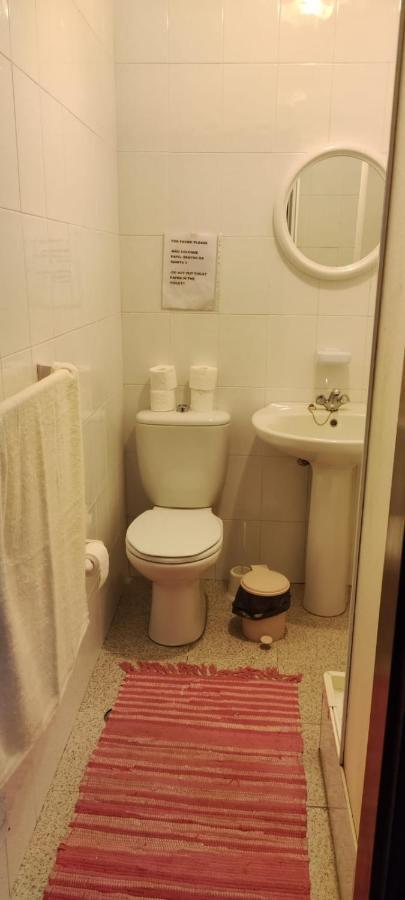 Quarto1 Com Wc Privado E Cozinha Partilhada Ponta Delgada  Exterior photo